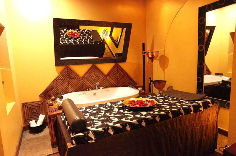 Wayang Center Lisbona Tantric Massaggi